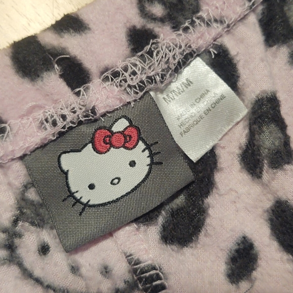 Licensed Print Hello Kitty Pajamas - Picture 7 of 9